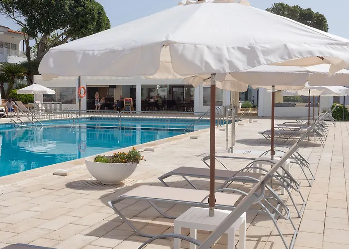 Naranjos Menorca Aparthotel S'Algar