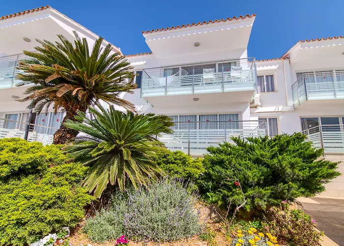 Aparthotel Naranjos Menorca 4*