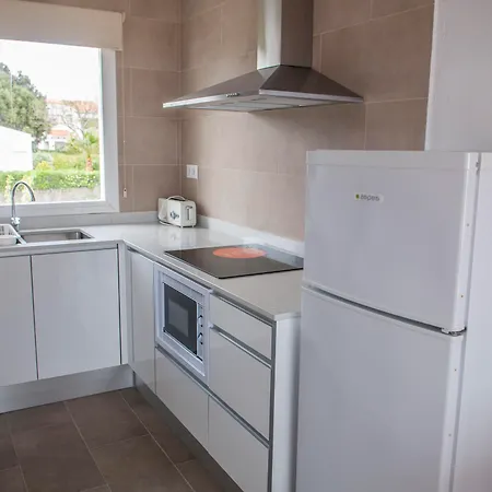 アパートホテル Naranjos Menorca 3*