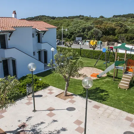 アパートホテル Naranjos Menorca サルガール