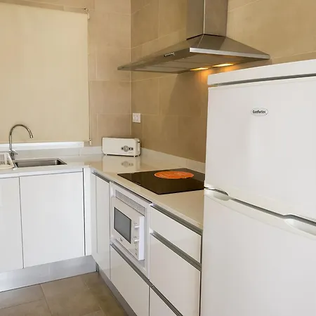 アパートホテル Naranjos Menorca