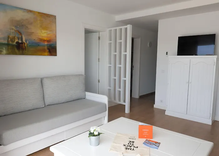 Naranjos Menorca מלון דירות 4*