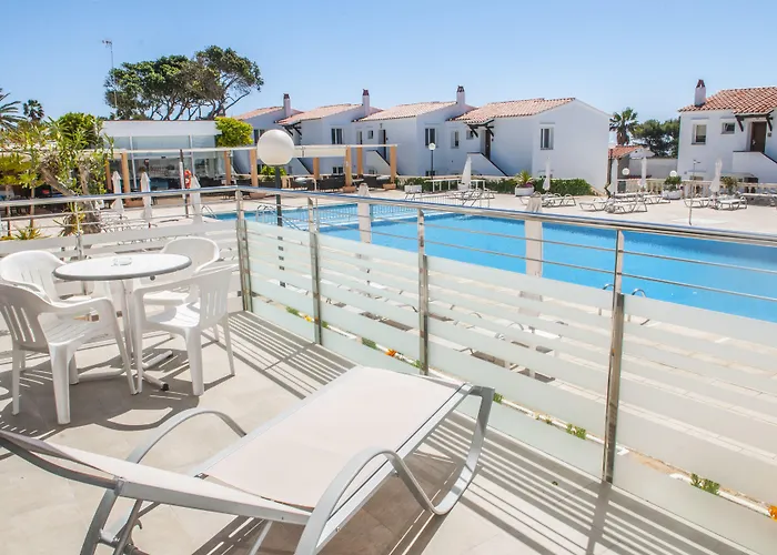 מלון דירות Naranjos Menorca ס'אלגר