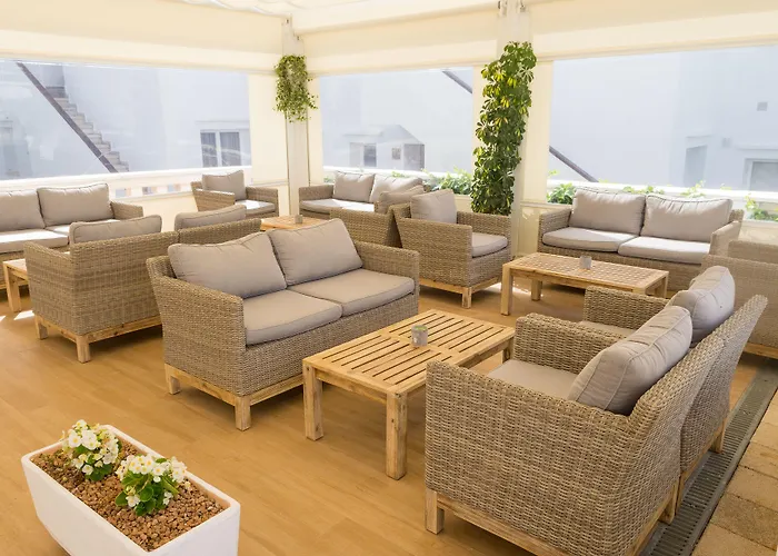 Hotel apartamentowy Naranjos Menorca 4*